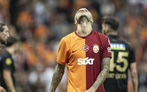 Foto - Galatasaraylıları şok edecek talep! Mauro Icardi futbolu bırakıyordu! Resmen açıkladılar...