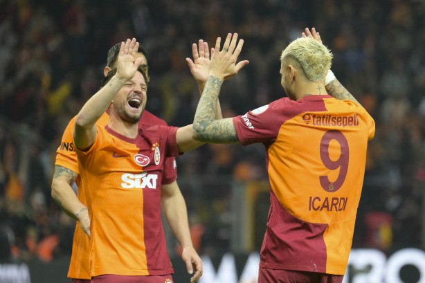 Foto - Galatasaraylıları üzecek transfer haberi! Icardi... Tarihi imza! Böyle duyurdular: 