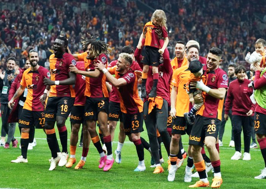Foto - Galatasaraylıları yakından ilgilendiriyor! Çok önemli uyarı yapıldı: Şok eden karar: