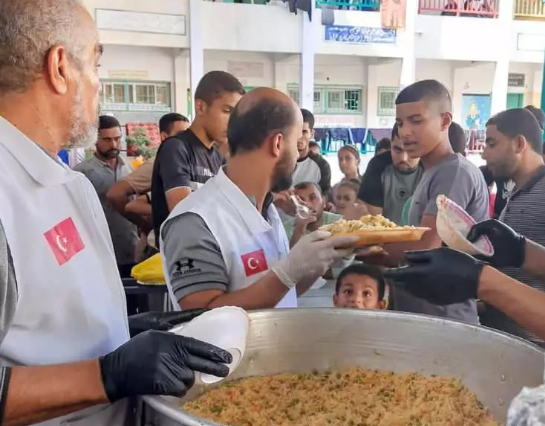 Foto - Gamze Özçelik'in Filistin kararı sosyal medyayı salladı