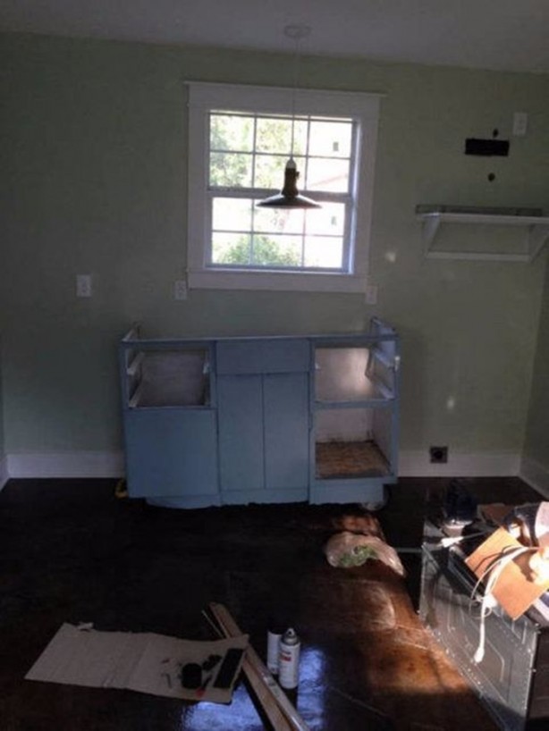 Foto - Garajı için öyle bir kapı yaptı ki...