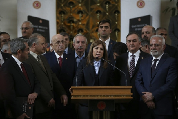 Foto - 'Gazi Meclis'te O Gece'