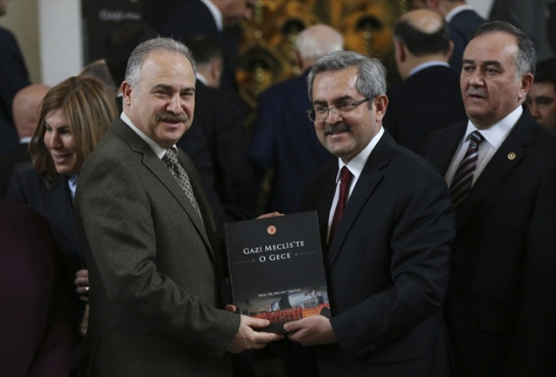 Foto - 'Gazi Meclis'te O Gece'