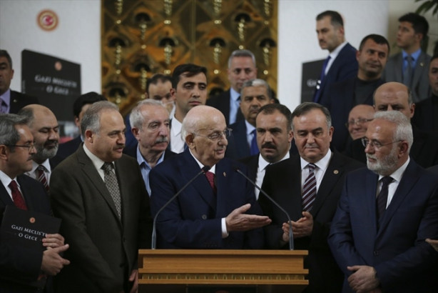 Foto - 'Gazi Meclis'te O Gece'