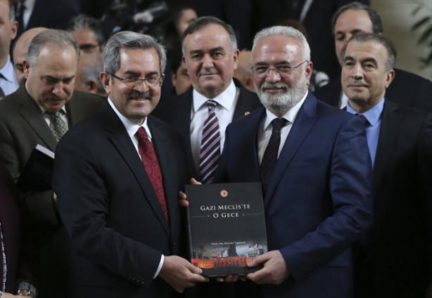 Foto - 'Gazi Meclis'te O Gece'