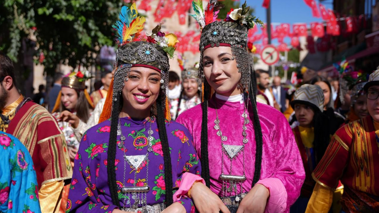 Foto - Gaziantep 9 gün boyunca kültür, sanat ve lezzet şölenine ev sahipliği yapacak! Kültür yolu festivali start verdi