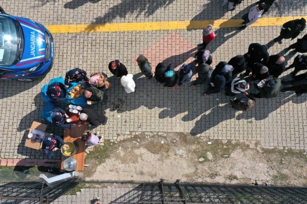 Foto - Gaziantep-İslahiye'de depremzedeler için çadır kuruldu
