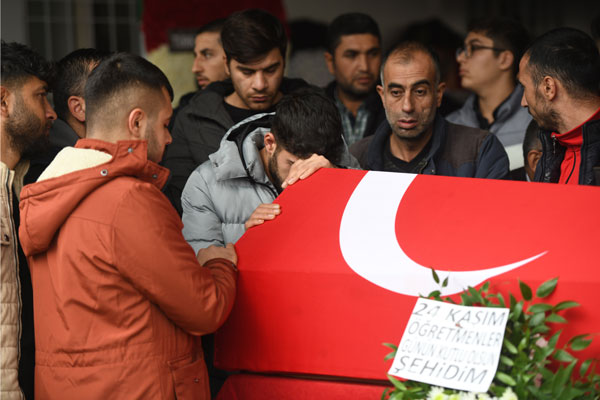 Foto - Gaziantep şehidi Ayşenur Alkan son yolculuğuna uğurlandı