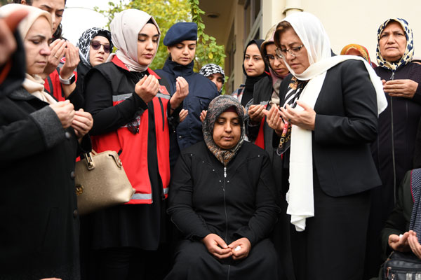 Foto - Gaziantep şehidi Ayşenur Alkan son yolculuğuna uğurlandı