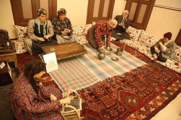 Foto - Gaziantep'in muhteşem lezzetleri burada tanıtılıyor: Emine Göğüş Mutfak Müzesi - 2