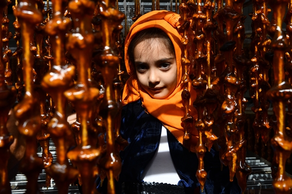 Foto - Gaziantep'in üzümleri cevizli sucuğa dönüşüyor!