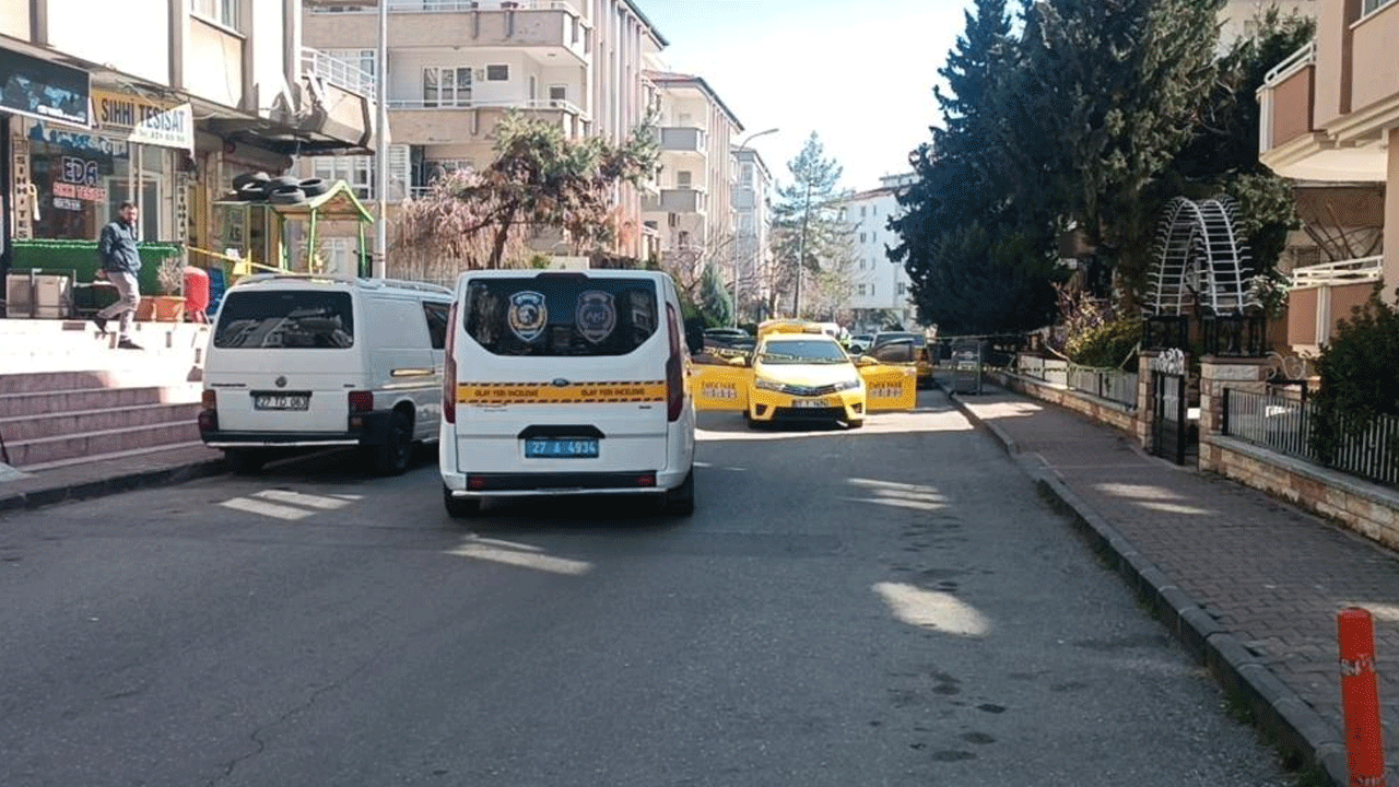 Gaziantep'te dehşet anlar! Polis memuru silahını ateşledi