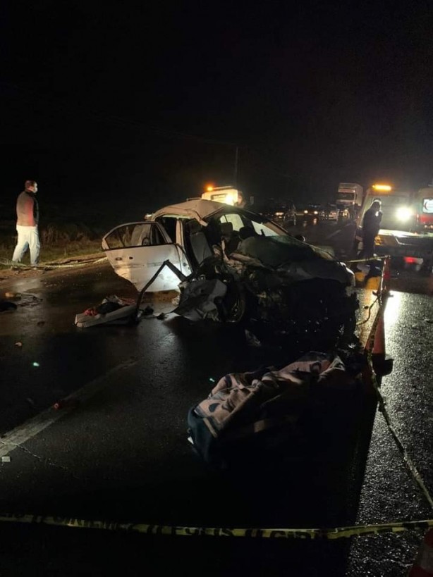 Foto - Gaziantep'te feci kaza: 2 ölü, 10 yaralı