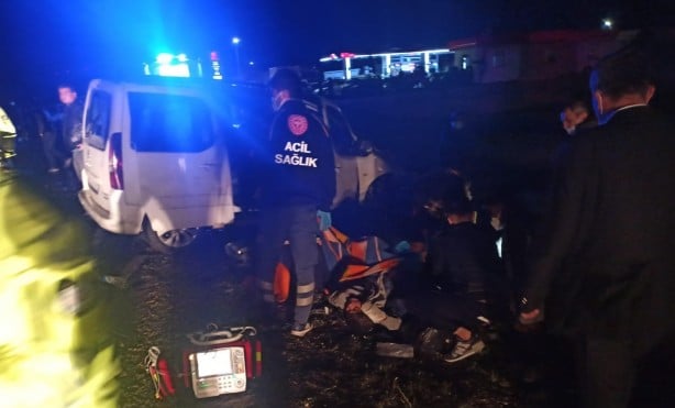 Foto - Gaziantep'te feci kaza: 2 ölü, 10 yaralı