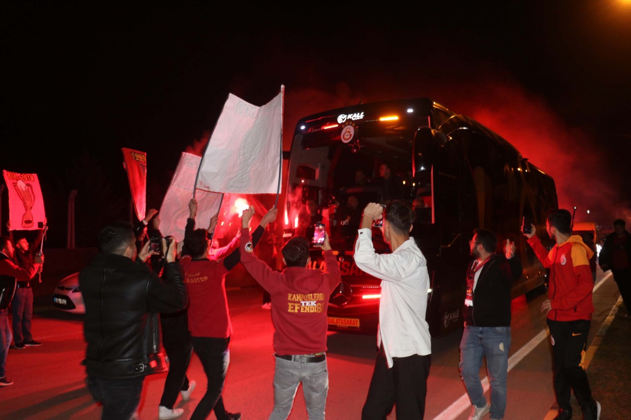 Gaziantep’te Galatasaray’a sevgi seli 