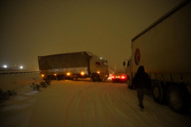Foto - Gaziantep'te hayat durdu! 2 bin kişi kurtarıldı