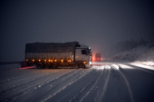 Foto - Gaziantep'te hayat durdu! 2 bin kişi kurtarıldı