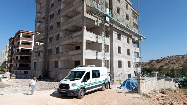 Foto - Gaziantep'te inşaat işçisi feci şekilde can verdi