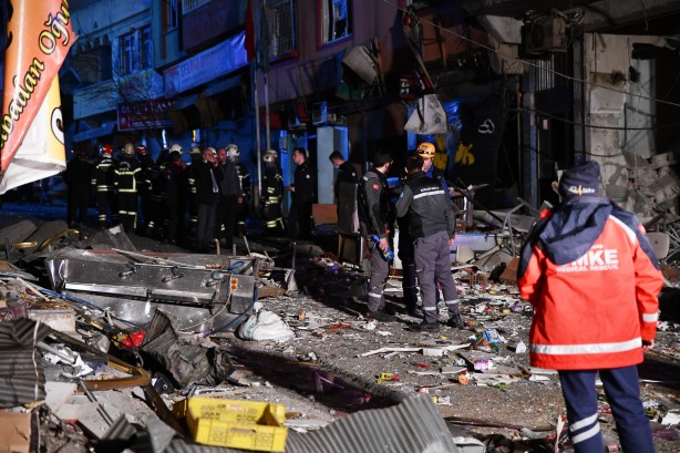 Foto - Gaziantep'te patlama! Ortalık savaş alanına döndü: Yaralılar var