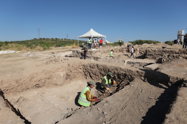 Foto - Gaziantep'teki Dülük Antik Kenti! Bölgenin en önemli tarihi yeri: 3 yıl mühür baskı 5 bin civarında!
