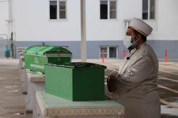 Günün en acı haberi Gaziantep'ten geldi! Sobadan sızan gazdan zehirlenen anne ve bebeği hayatını kaybetti