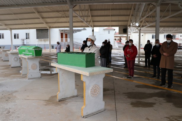 Foto - Günün en acı haberi Gaziantep'ten geldi! Sobadan sızan gazdan zehirlenen anne ve bebeği hayatını kaybetti