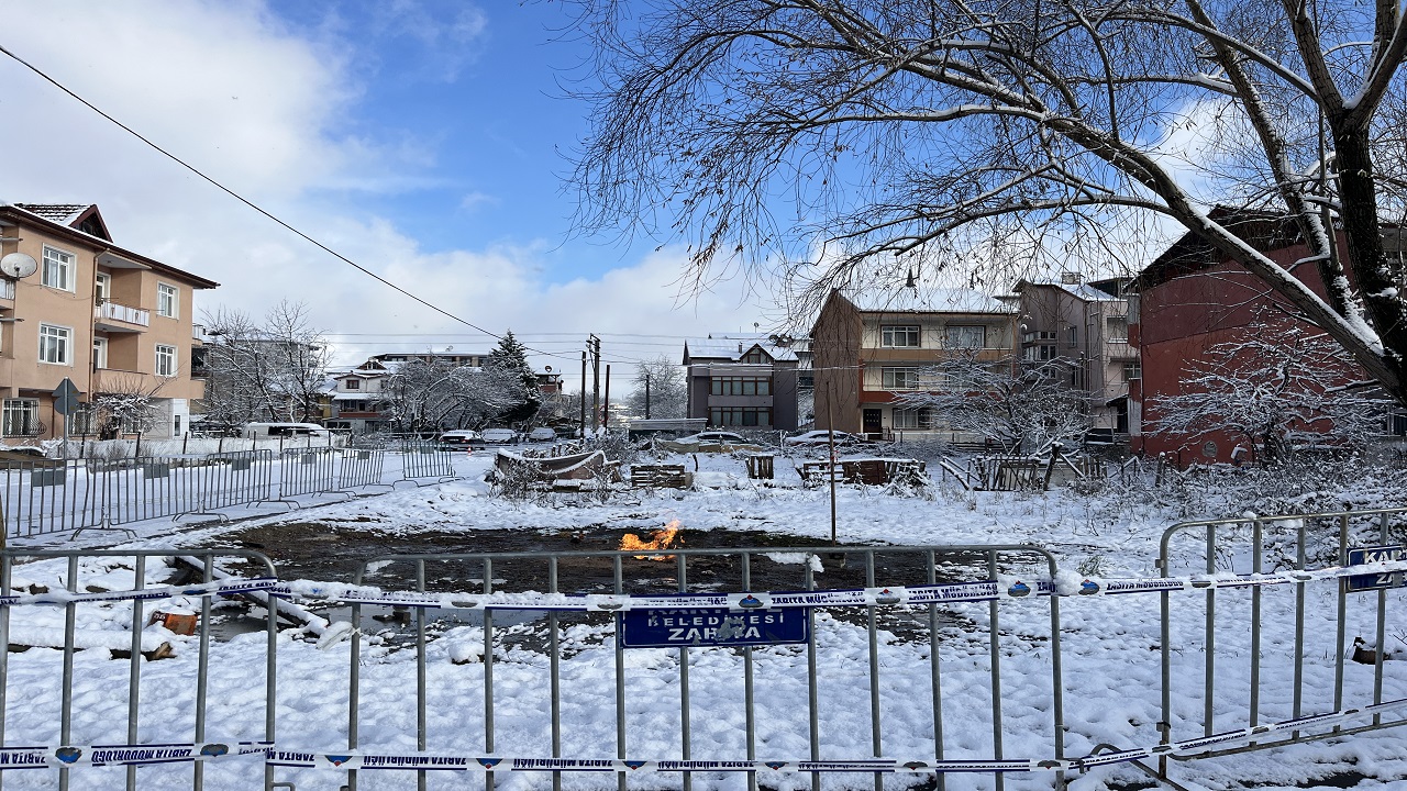 Foto - Gazın türü araştırılıyor! Bu ateş 5 gündür yanıyor