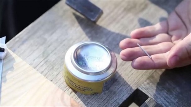 Foto - Gazlı içecek kutusuyla yaptığı şeye inanamayacaksınız