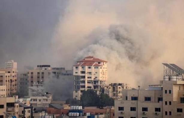 Foto - Gazze aralıksız bombalanıyor!