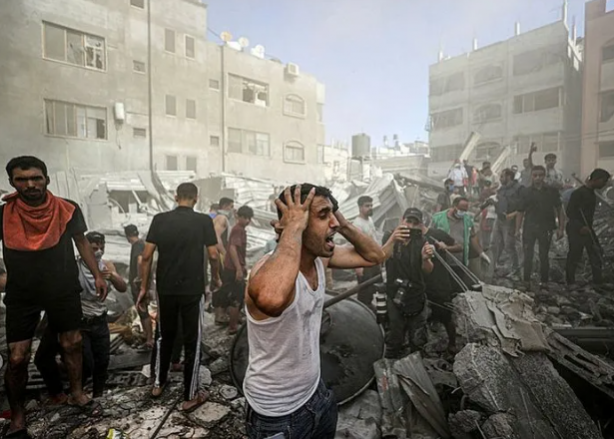 Foto - Gazze Müslümanların elinden kayıp gitti! Mal mal bakıyoruz İslam dünyası hiç bu kadar aciz kalmamıştı. Mezarlıklarda yer kalmadı