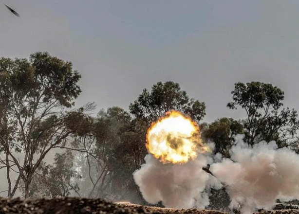 Foto - Gazze Müslümanların elinden kayıp gitti! Mal mal bakıyoruz İslam dünyası hiç bu kadar aciz kalmamıştı. Mezarlıklarda yer kalmadı