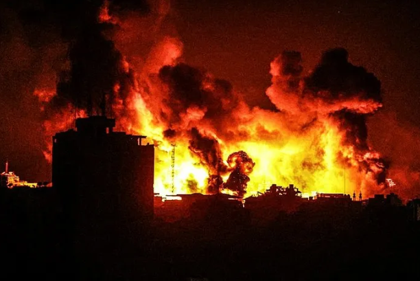 Foto - Gazze Müslümanların elinden kayıp gitti! Mal mal bakıyoruz İslam dünyası hiç bu kadar aciz kalmamıştı. Mezarlıklarda yer kalmadı