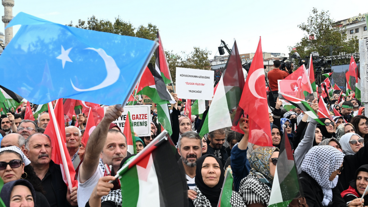 Foto - Gazze özgür olana kadar... Bu hak ile batılın mücadelesi!