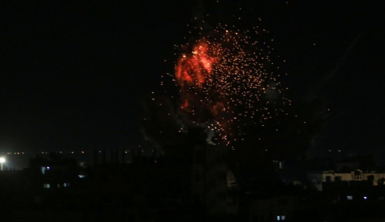 Foto - Gazze paramparça! Bölgede son durum ne? İsrail bir cepheden daha saldırmaya başladı