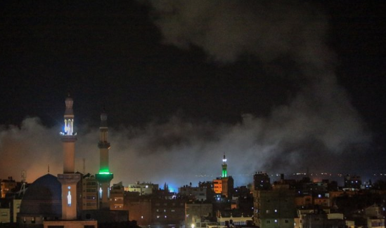 Foto - Gazze paramparça! Bölgede son durum ne? İsrail bir cepheden daha saldırmaya başladı