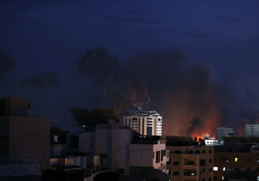 Foto - Gazze paramparça! Bölgede son durum ne? İsrail bir cepheden daha saldırmaya başladı