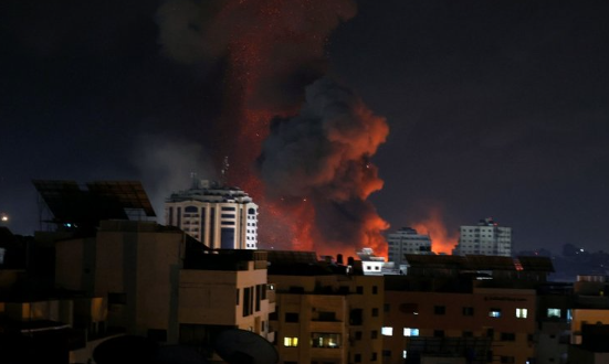 Foto - Gazze paramparça! Bölgede son durum ne? İsrail bir cepheden daha saldırmaya başladı