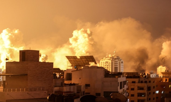 Foto - Gazze paramparça! Bölgede son durum ne? İsrail bir cepheden daha saldırmaya başladı