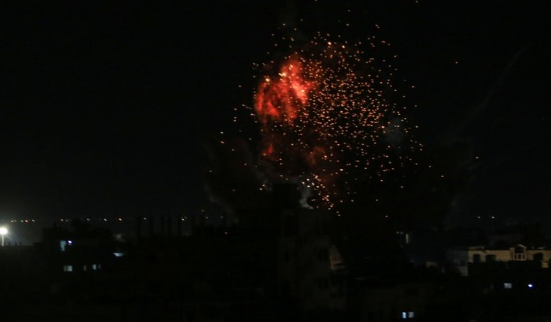 Foto - Gazze paramparça! Bölgede son durum ne? İsrail bir cepheden daha saldırmaya başladı