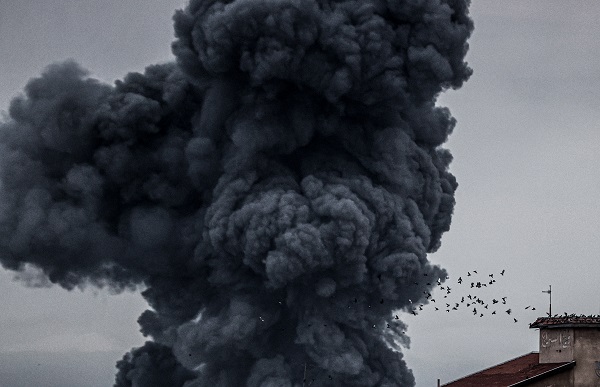 Foto - Gazze Şeridi'ne yönelik hava saldırıları sürüyor