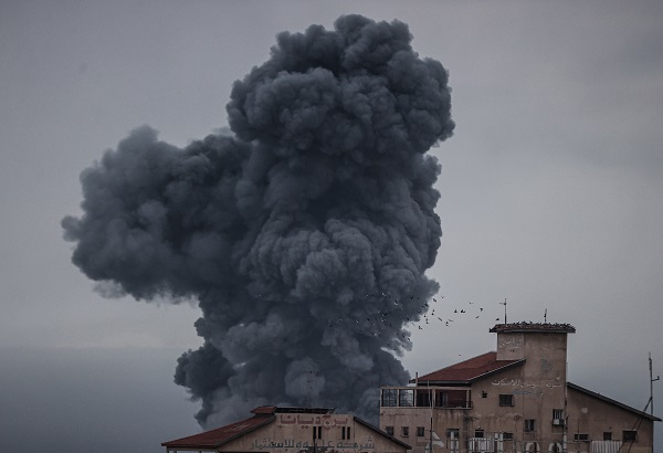 Foto - Gazze Şeridi'ne yönelik hava saldırıları sürüyor