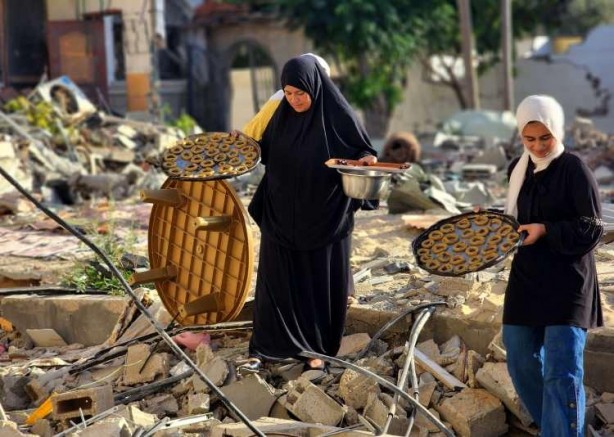 Foto - Gazze’de buruk bayram! Gelenekleri yaşatmaya çalışıyorlar