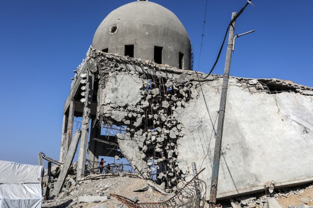 Foto - Gazze'de camiler harabeye döndü