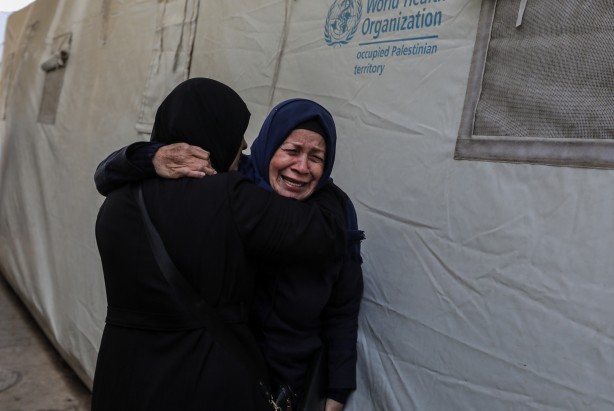 Foto - Terörist İsrail durmuyor! Gün gelecek… Gazze’de can kaybı 28 bin 176’ya yükseldi!