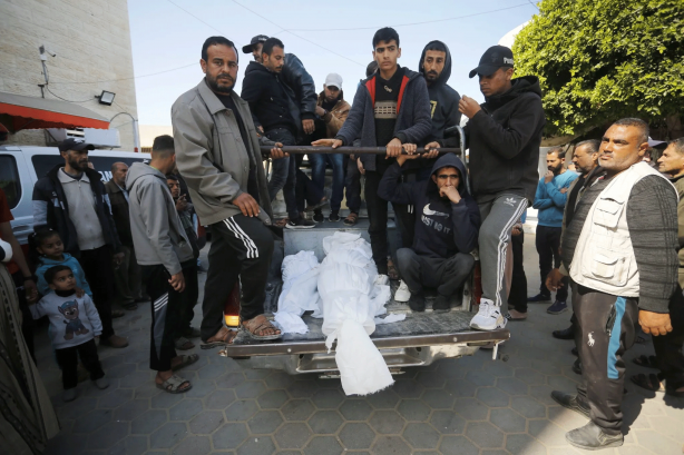 Foto - Gazze’de hastalar sokaklarda ölüme terk edildi! Katil İsrail Filistinlileri yarı çıplak göçe zorladı