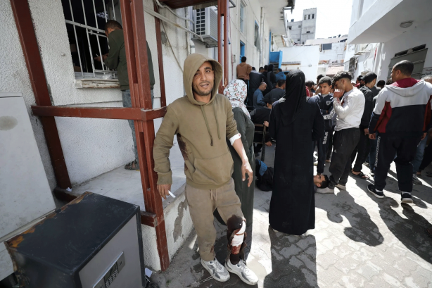 Foto - Gazze’de hastalar sokaklarda ölüme terk edildi! Katil İsrail Filistinlileri yarı çıplak göçe zorladı