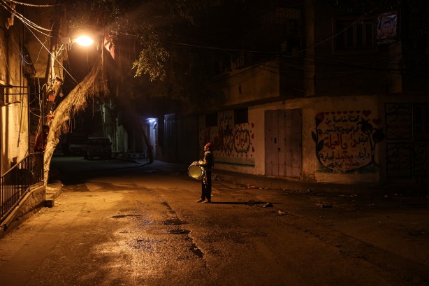Foto - Gazze'de iftar davulcuları vazifeyi sürdürüyor