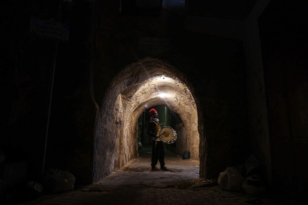 Foto - Gazze'de iftar davulcuları vazifeyi sürdürüyor