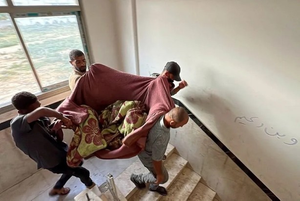 Foto - Gazze'de kanlı sabah! Katil İsrail öldürmeye devam ediyor: Her yer Filistinli çocukların cesetleriyle dolu