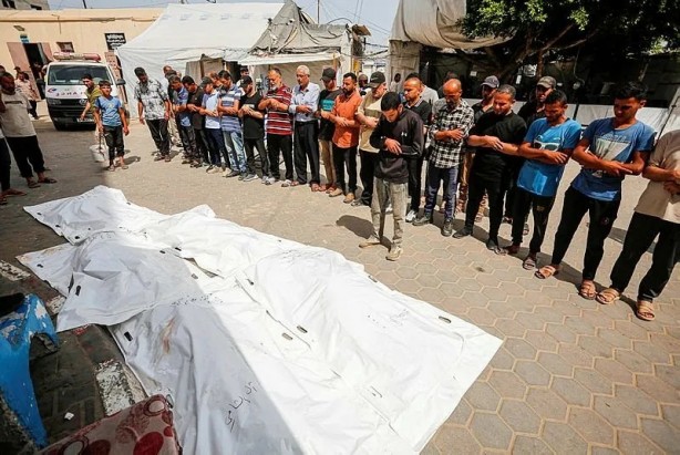 Foto - Gazze'de kanlı sabah! Katil İsrail öldürmeye devam ediyor: Her yer Filistinli çocukların cesetleriyle dolu